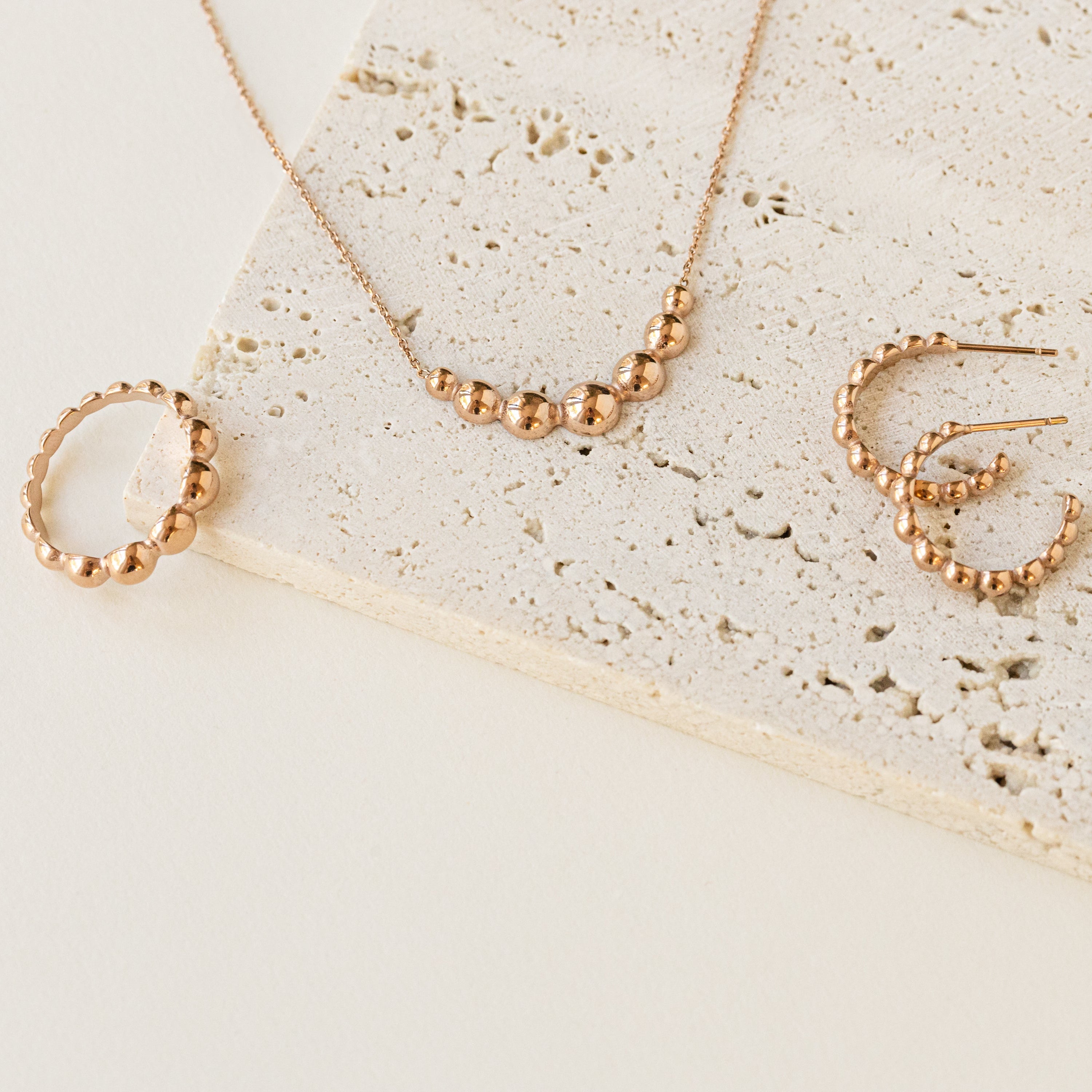 Web-Prysm-Mary-Bague-ring-rose-gold-bijoux-jewelry-montreal-quebec-canada-cadeau-gift-femme-women-minimalist-delicate-delicat-tendance-trendy-bubble