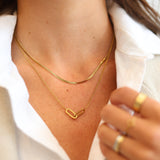 Prysm-Unice-Collier-Necklace-gold-doré-bijoux-jewelry-montreal-quebec-canada-cadeau-gift-femme-women-minimalist-delicate-delicat-tendance-trendy