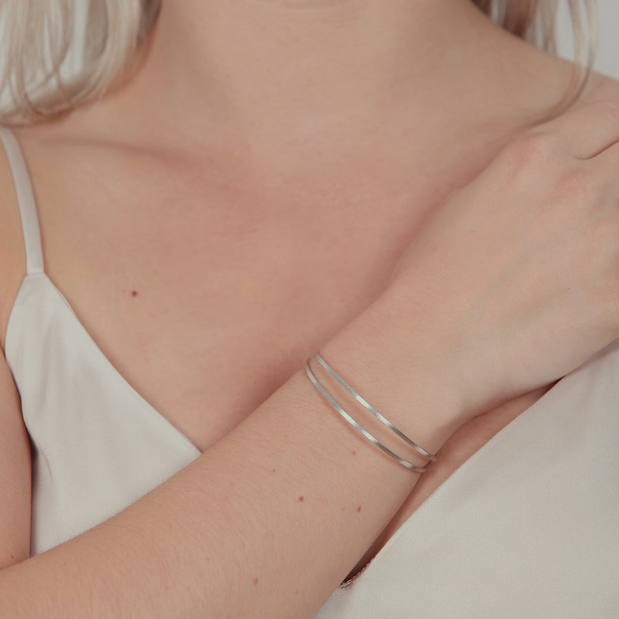 prysm-bracelet-alexa-silver-montreal-canada